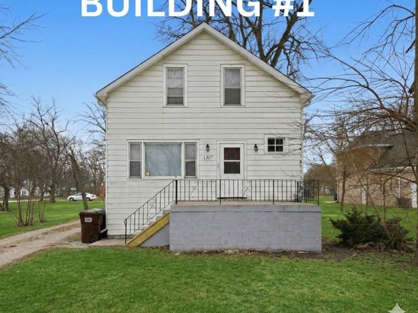 1307 W 173rd Street, Hazel Crest, IL 60429