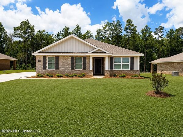 142 Kings Crossing Drive, Lucedale, MS 39452