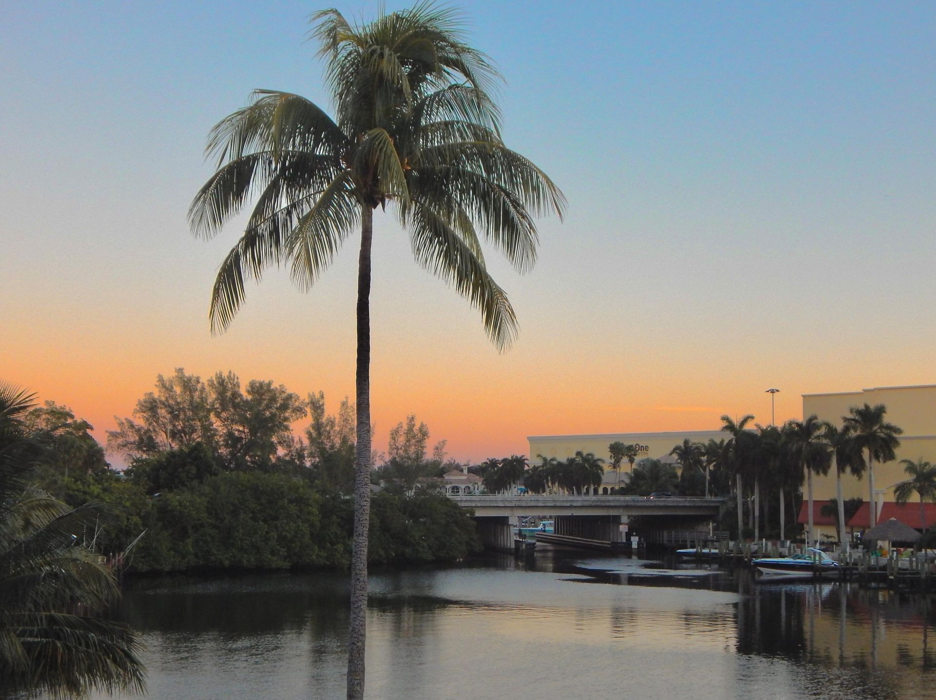 7 Royal Palm Way, Unit 507, Boca Raton, FL 33432 Photo