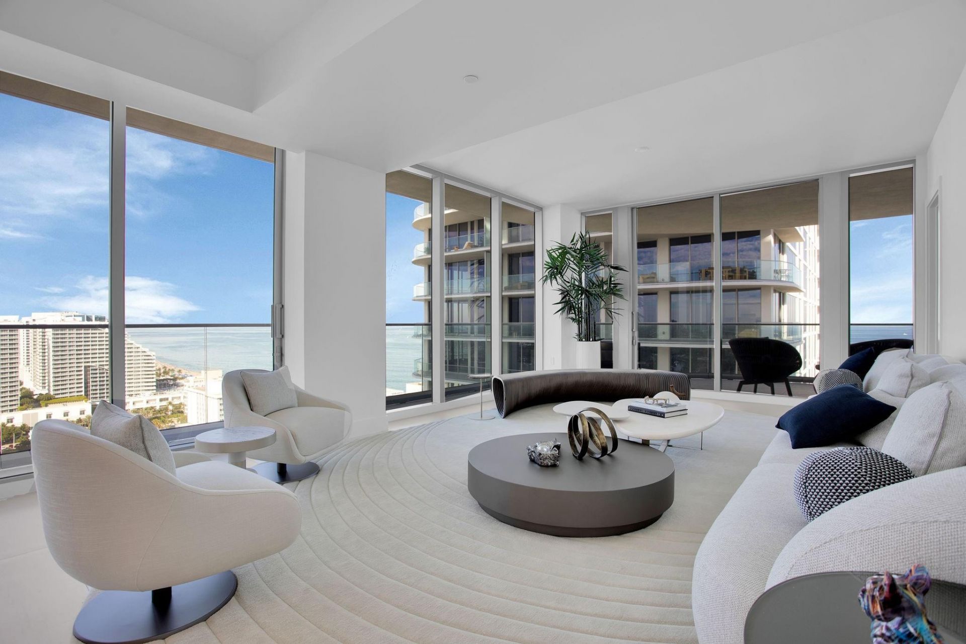 153 N Seabreeze Boulevard, Unit 2205-S, Fort Lauderdale, FL 33304 Photo