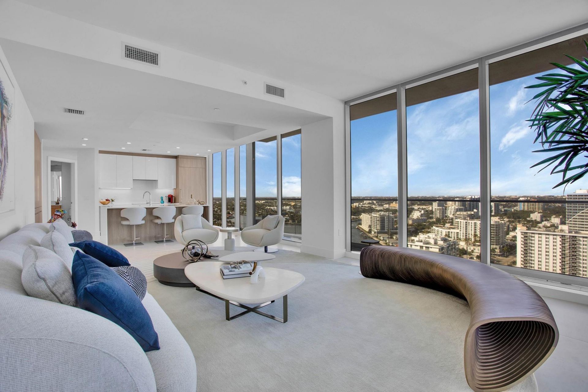 153 N Seabreeze Boulevard, Unit S-2205, Fort Lauderdale, FL 33304 Photo