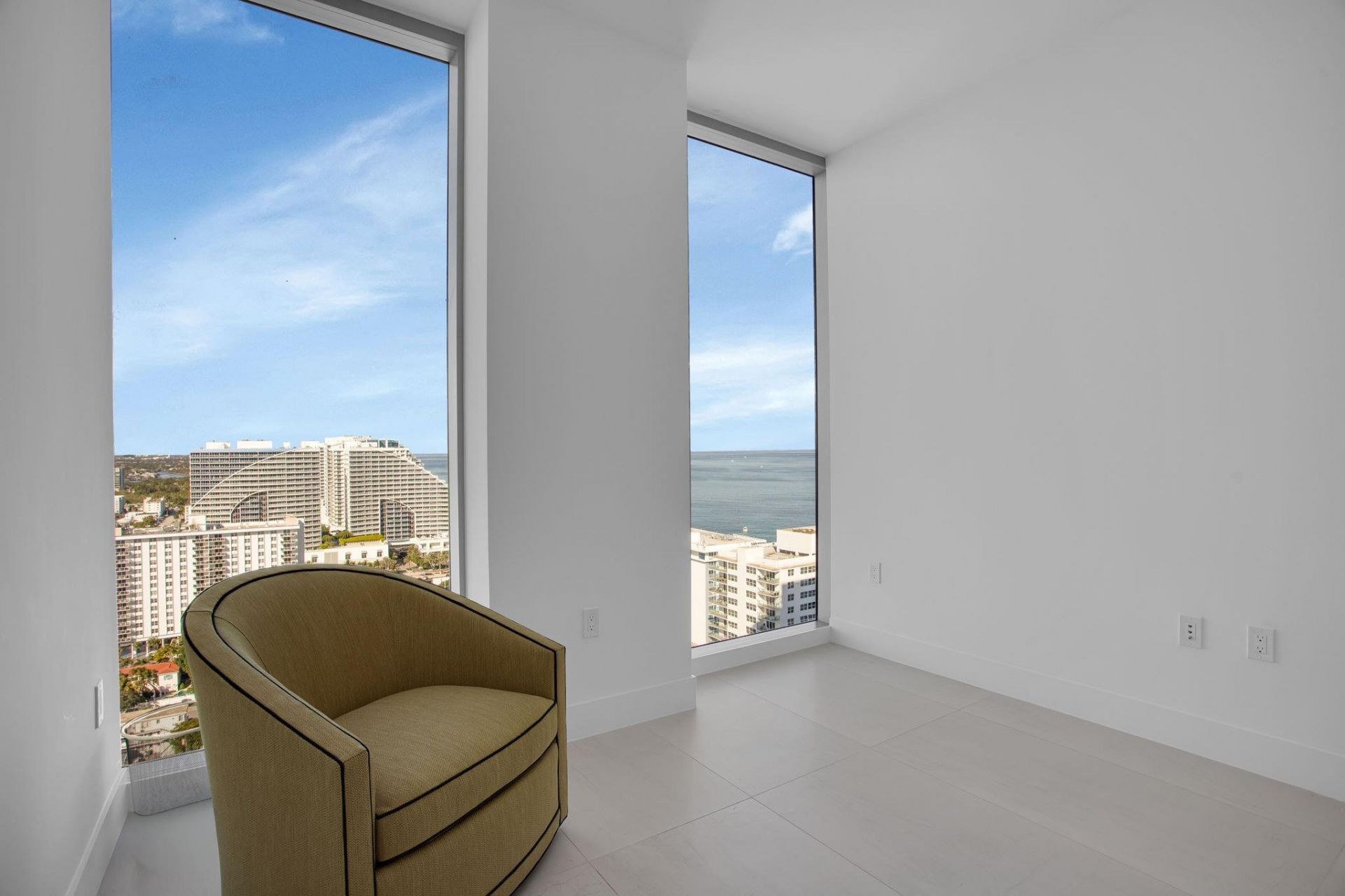 153 N Seabreeze Boulevard, Unit 2205-S, Fort Lauderdale, FL 33304 Photo