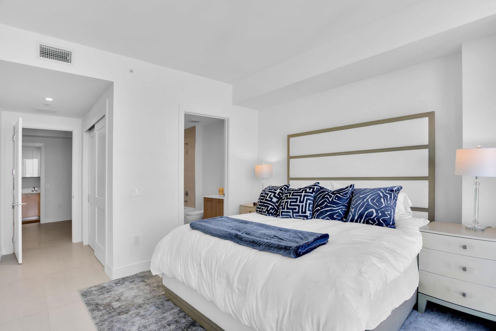 153 N Seabreeze Boulevard, Unit S-2205, Fort Lauderdale, FL 33304 Photo