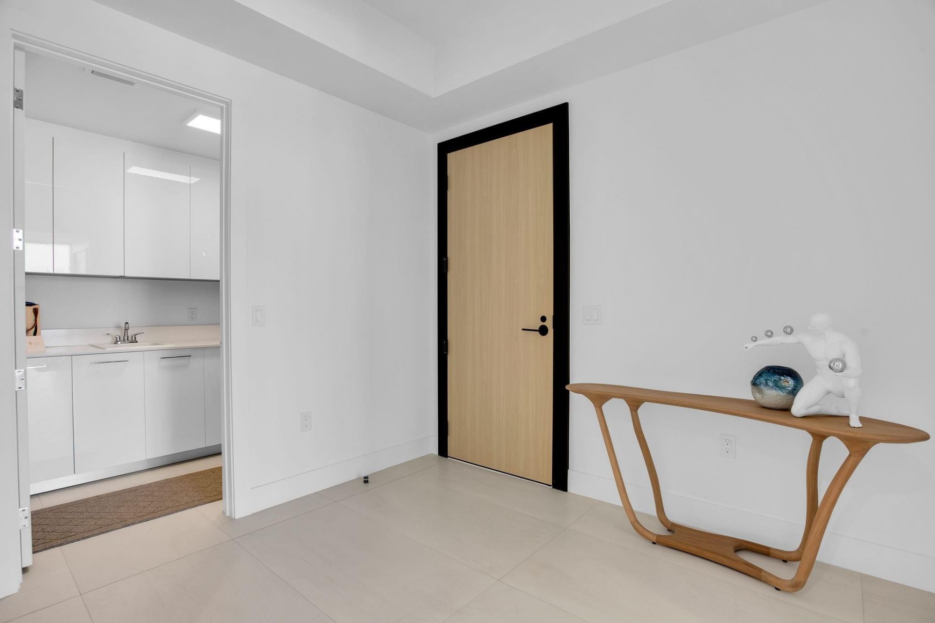 153 N Seabreeze Boulevard, Unit 2205-S, Fort Lauderdale, FL 33304 Photo