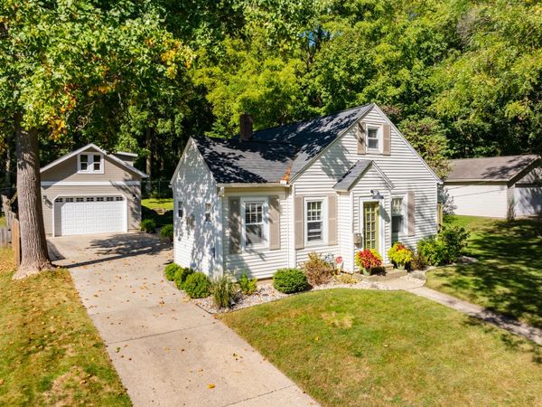 1606 Merrill Street, Kalamazoo, MI 49008