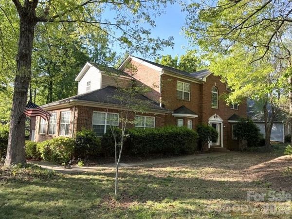 4926 Ardenwoods Drive, Charlotte, NC 28215