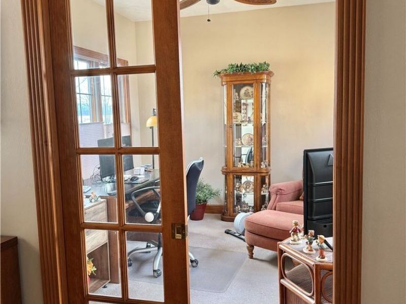 49281 Eagle Drive, East Liverpool, OH 43920 Photo 17