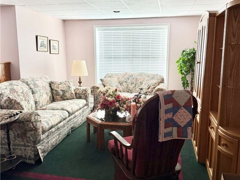 49281 Eagle Drive, East Liverpool, OH 43920 Photo 8