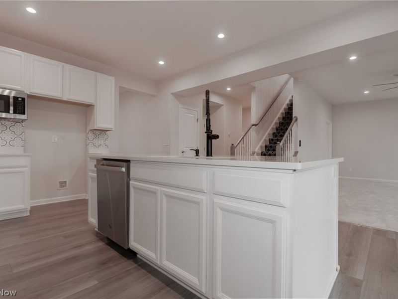 1809 Muirfield Lane, Painesville, OH 44077 Photo 6