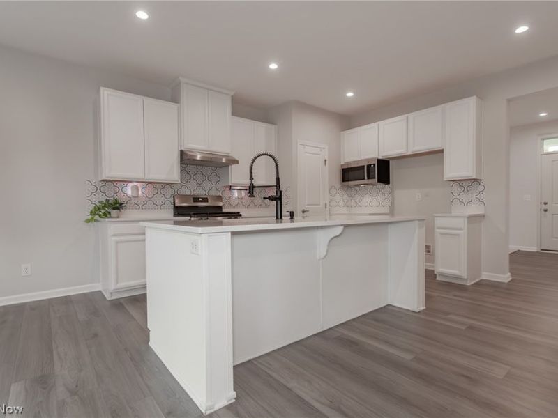 1809 Muirfield Lane, Painesville, OH 44077 Photo 7