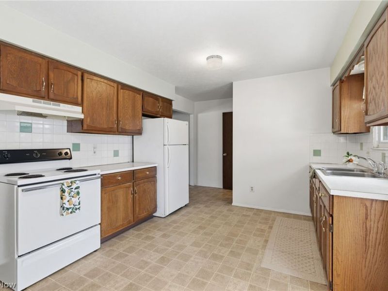 2030-2032 11th Street, Cuyahoga Falls, OH 44221 Photo 11