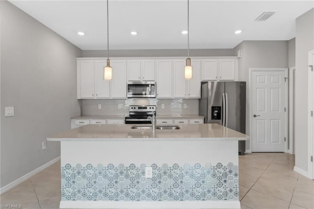 1141 S Town And River Dr, Fort Myers, FL 33919 Photo