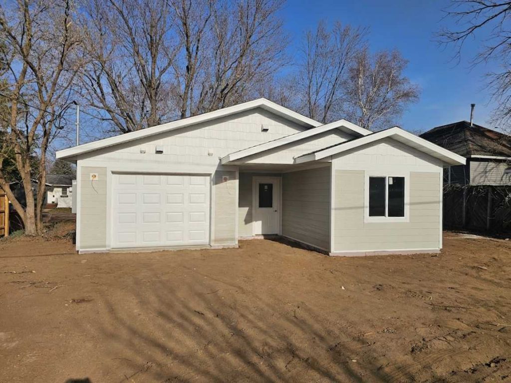 424 Erie Avenue, Crosby, MN 56441