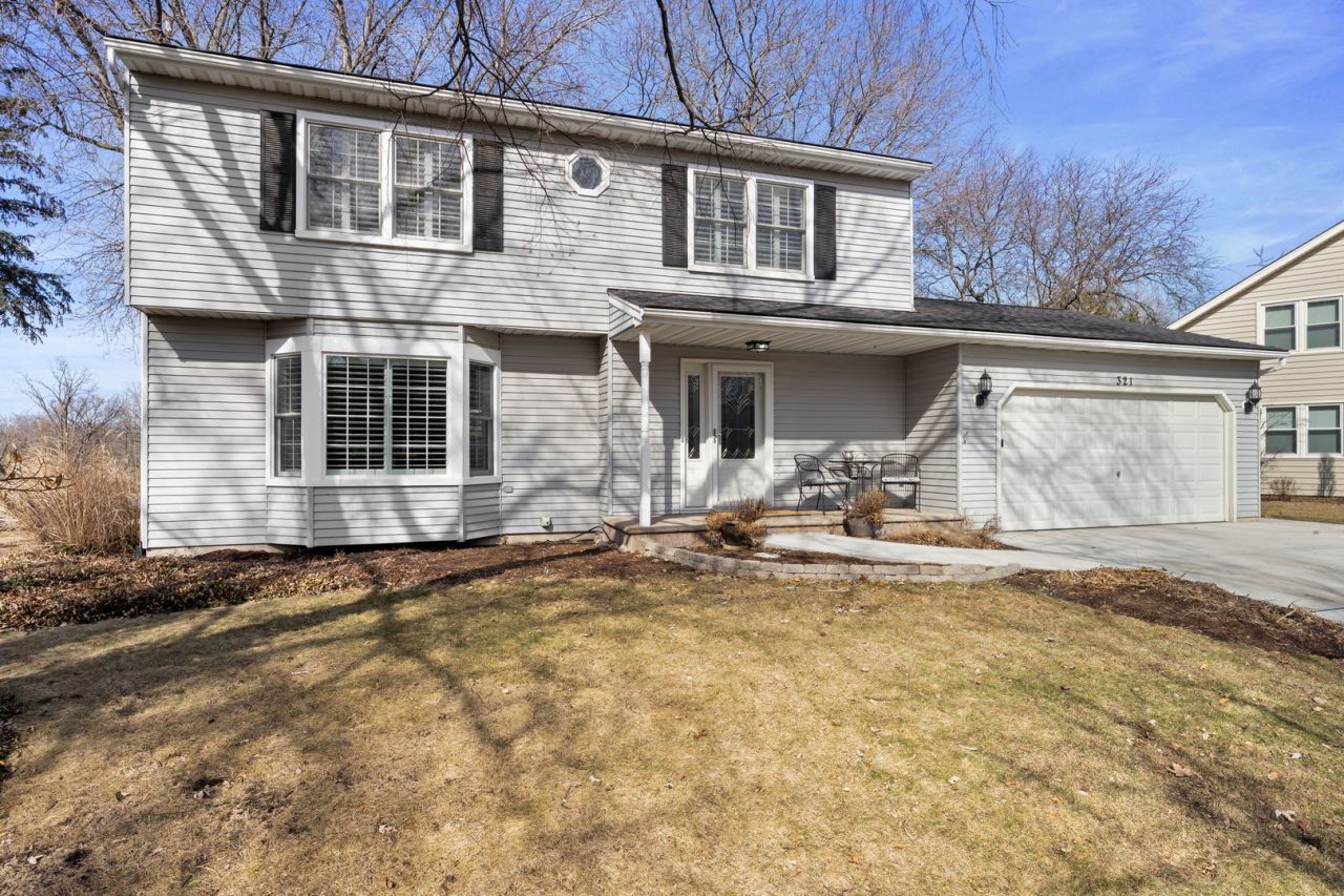 321 Carriage Hill Road, Naperville, IL 60565 Main Photo