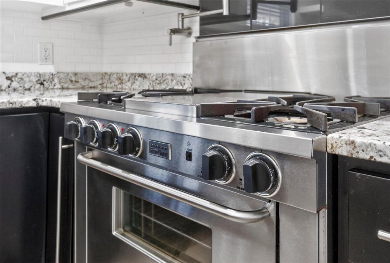 1102 Ansel Drive Photo 16