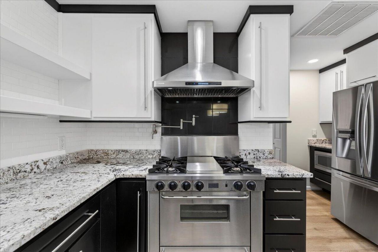 1102 Ansel Drive Photo 19