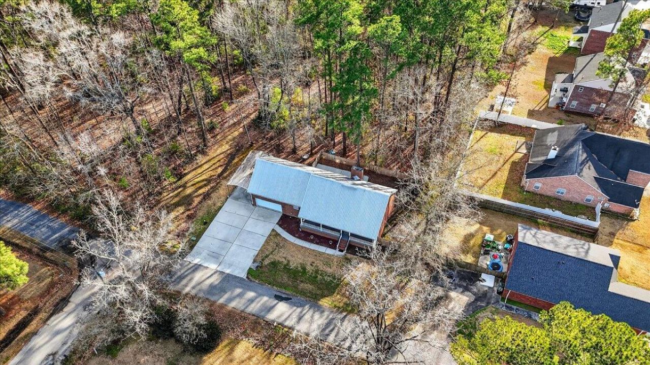 1102 Ansel Drive Photo 37