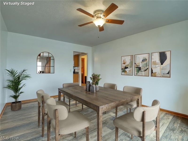 28580 Glen Hollow Lane, Olmsted Township, OH 44138 Photo 11