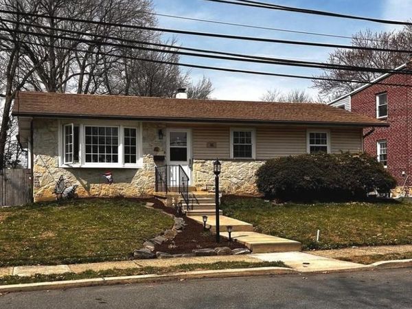 665 SCHOOLSIDE LANE, SWARTHMORE, PA 19081