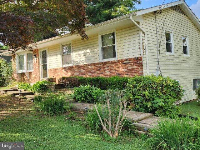 6 Dorothy Avenue, Westminster, MD 21157 Main Photo