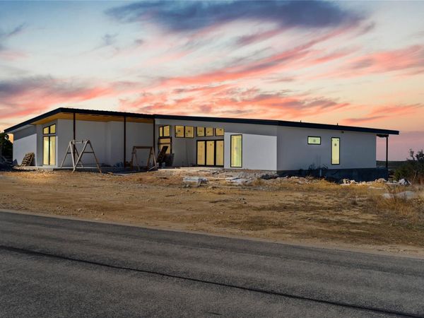 516 Bosque TRL, Marble Falls, TX 78654