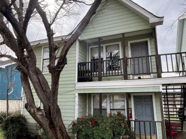 333 Ware Drive, Grand Prairie, TX 75051