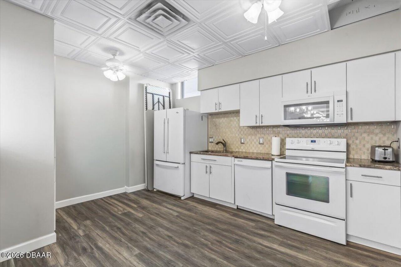 2828 N Atlantic Avenue, Unit 1403, Daytona Beach, FL 32118 Photo