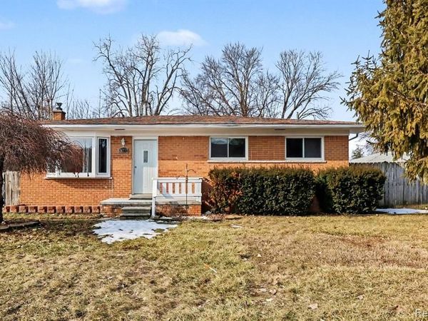 25237 Malvina Avenue, Warren, MI 48089