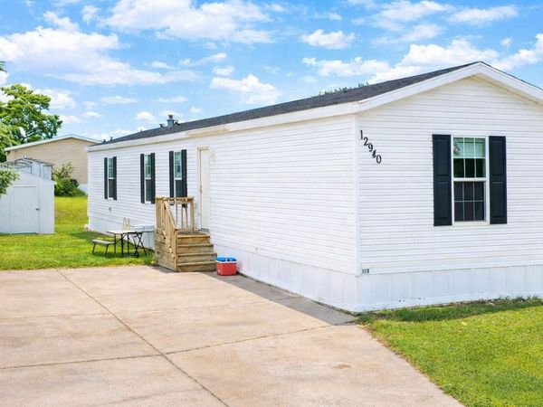 12926 Yost Street, Wayland, MI 49348