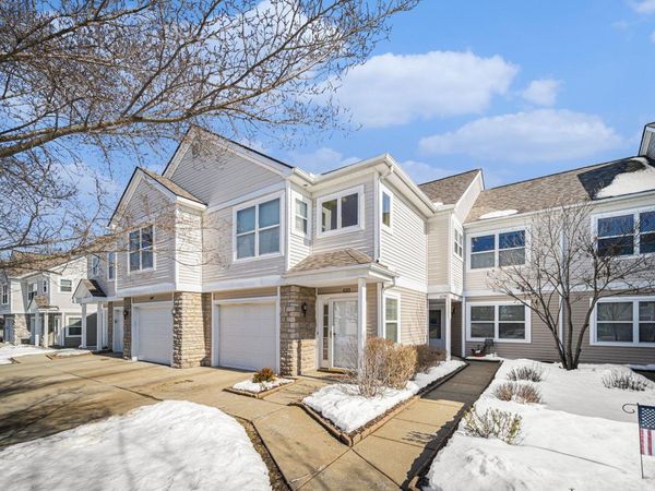 633 Fieldstone Circle W, Unit 63, Chelsea, MI 48118