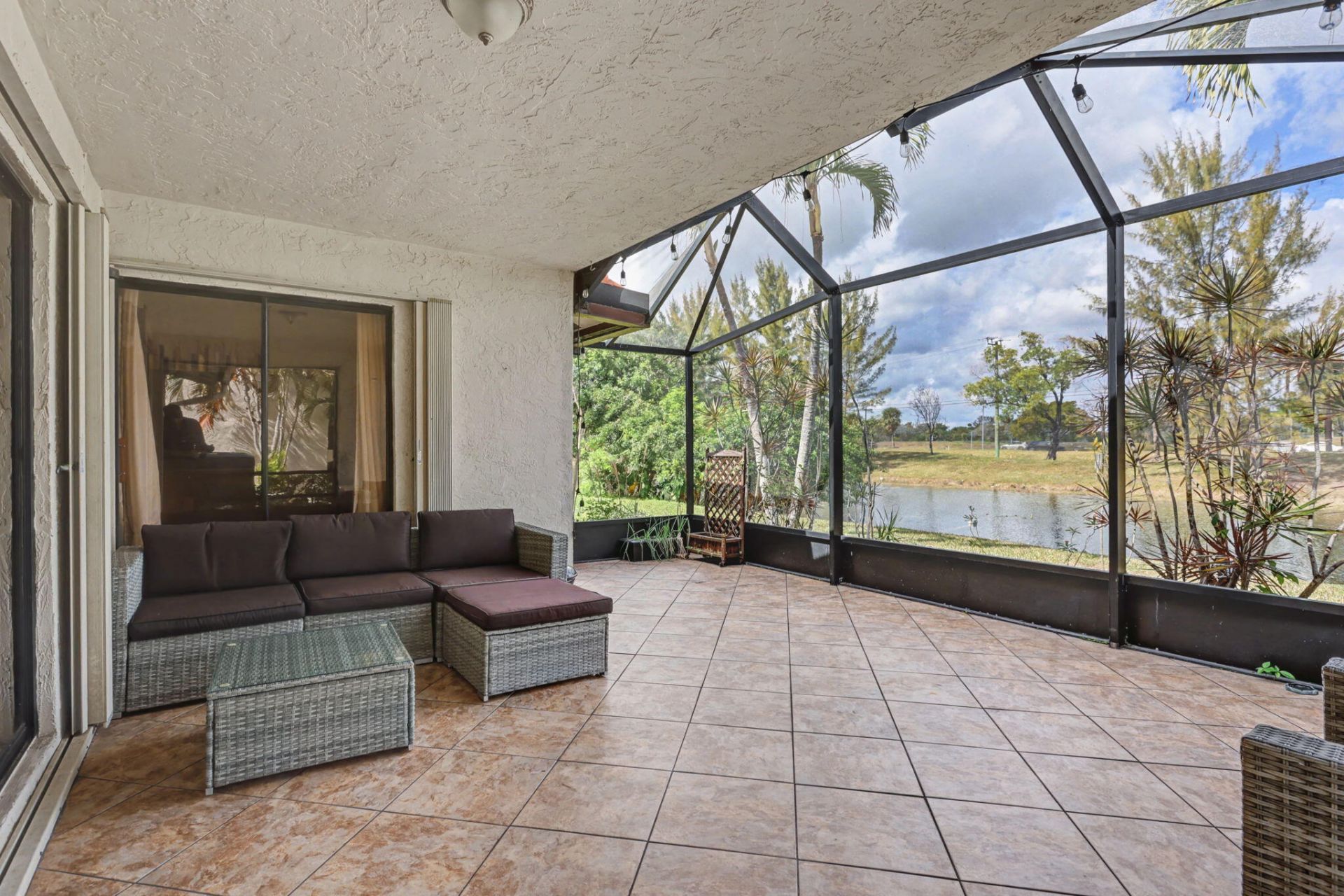 17 Columbia Court, Deerfield Beach, FL 33442 Photo
