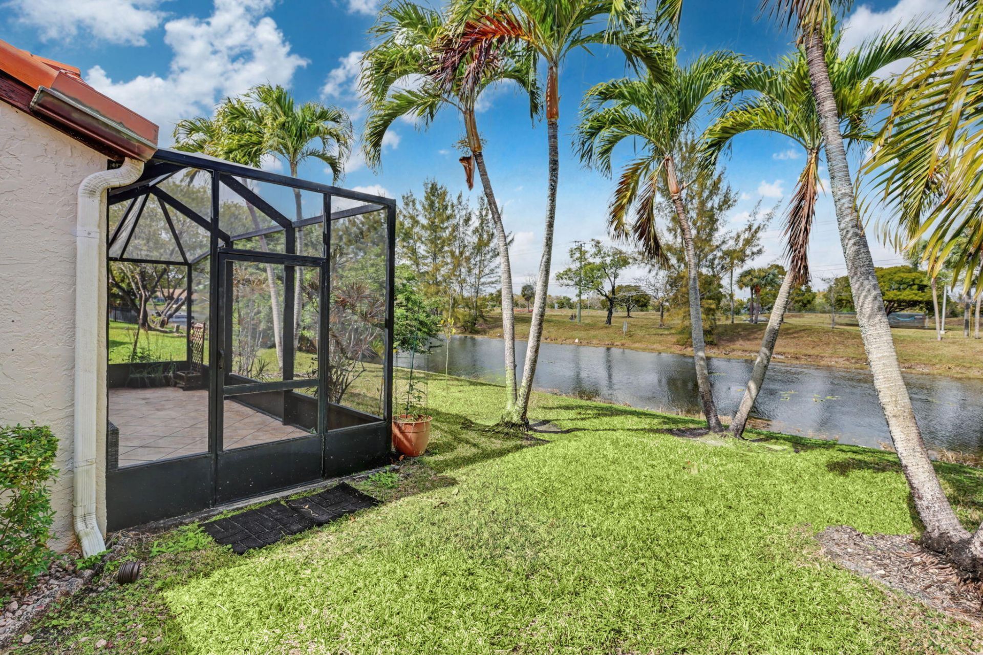 17 Columbia Court, Deerfield Beach, FL 33442 Photo