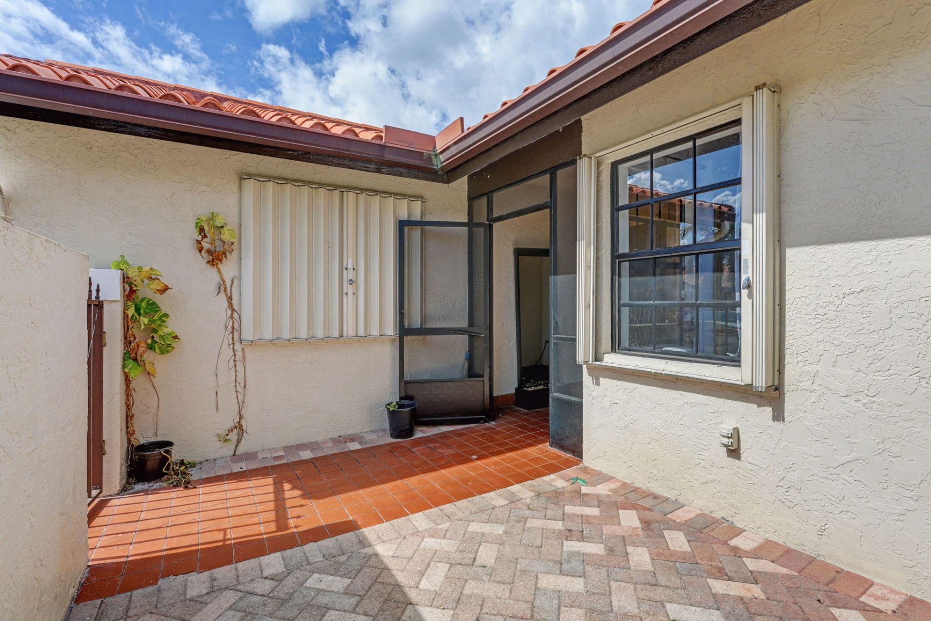 17 Columbia Court, Deerfield Beach, FL 33442 Photo