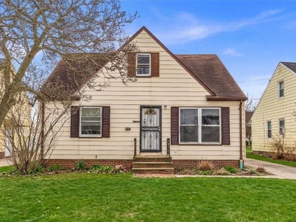 12918 Eastwood Boulevard, Garfield Heights, OH 44125