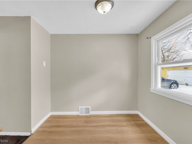 12918 Eastwood Boulevard, Garfield Heights, OH 44125 Photo 14