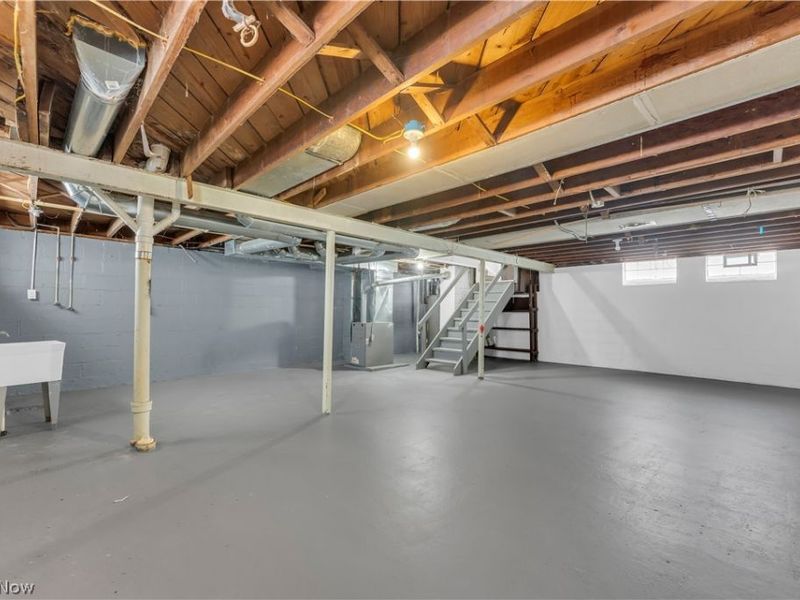 12918 Eastwood Boulevard, Garfield Heights, OH 44125 Photo 22