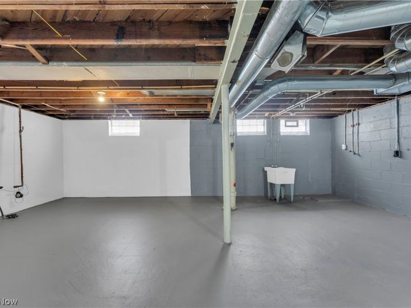 12918 Eastwood Boulevard, Garfield Heights, OH 44125 Photo 23