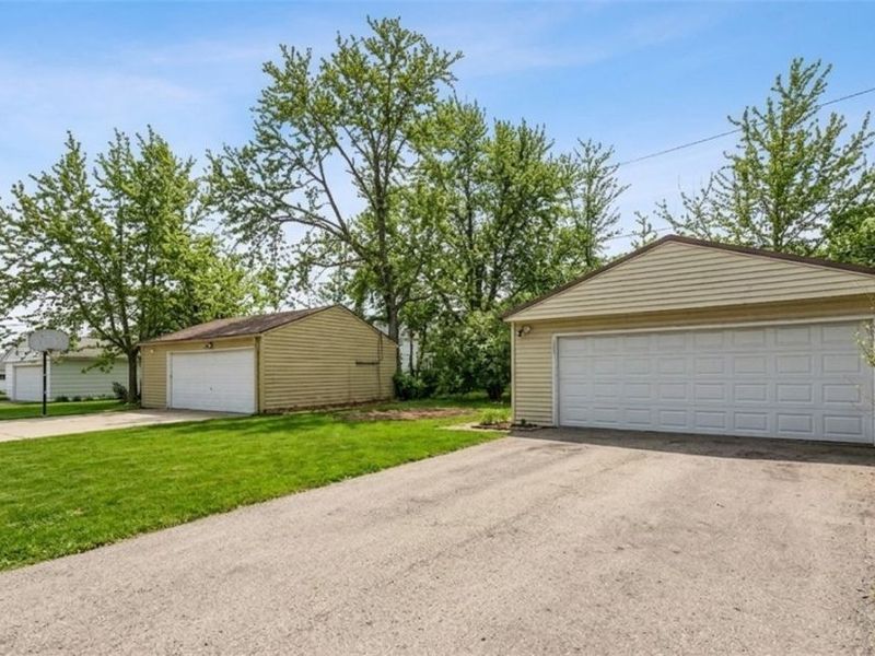12918 Eastwood Boulevard, Garfield Heights, OH 44125 Photo 26