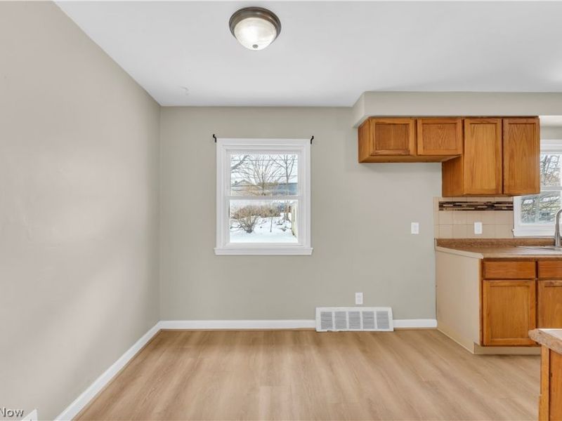 12918 Eastwood Boulevard, Garfield Heights, OH 44125 Photo 7