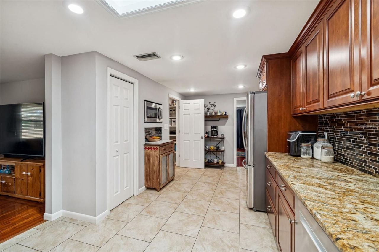 9732 Casey Drive, New Port Richey, FL 34654 Photo