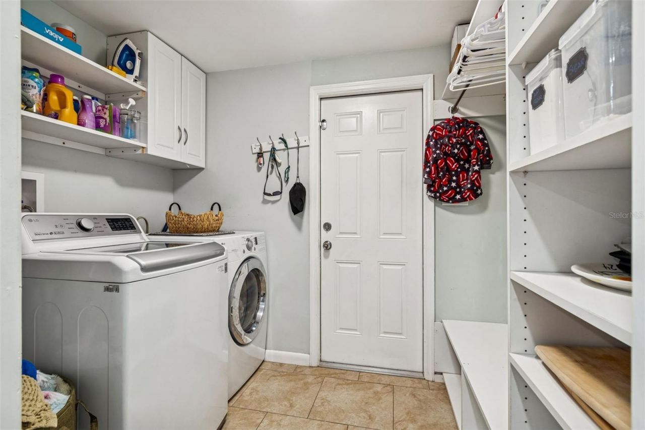 9732 Casey Drive, New Port Richey, FL 34654 Photo