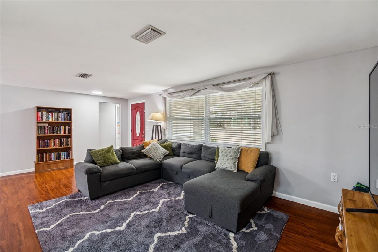 9732 Casey Drive, New Port Richey, FL 34654 Photo