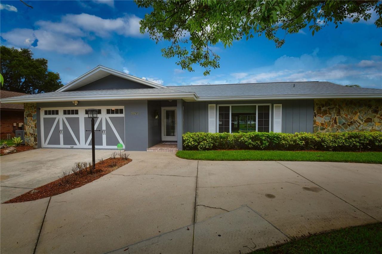 6690 Burning Tree Drive, Seminole, FL 33777 Photo