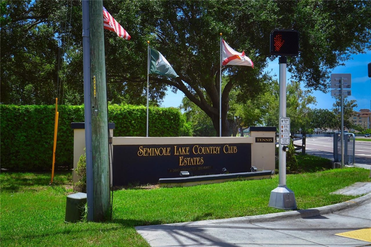 6690 Burning Tree Drive, Seminole, FL 33777 Photo