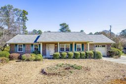 215 Parkstream Circle photo 4