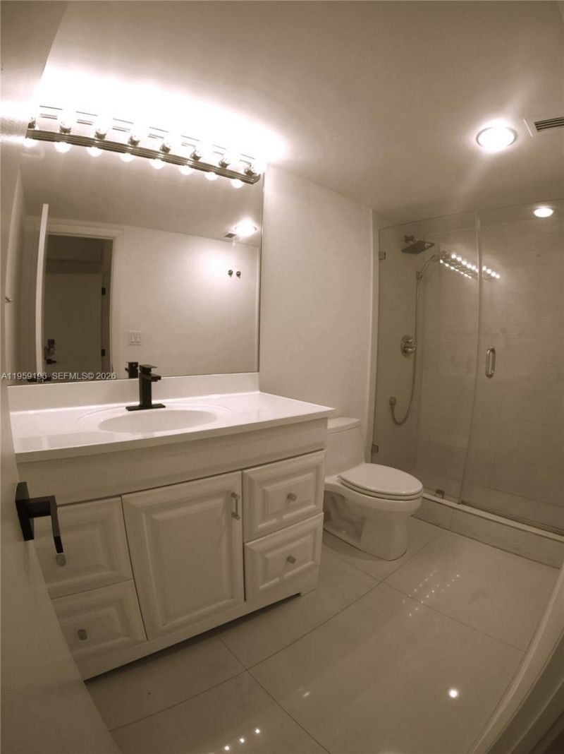 19390 Collins Ave , Unit 1223, Sunny Isles Beach, FL 33160 Photo