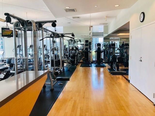 79 SW 12th St, Unit 2402-S, Miami, FL 33130 Photo