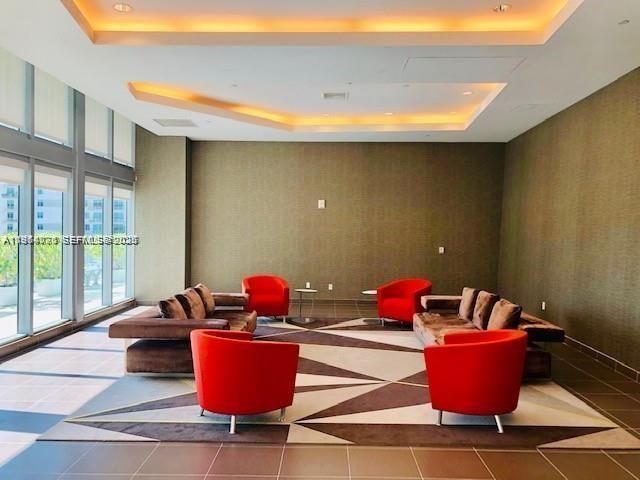 79 SW 12th St, Unit 2402-S, Miami, FL 33130 Photo