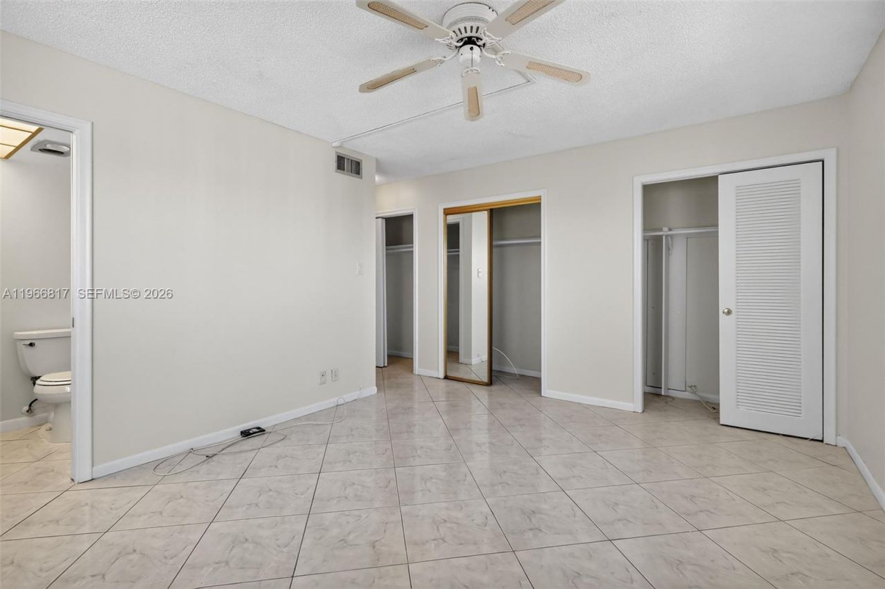 421 NE 14th Ave , Unit 608, Hallandale Beach, FL 33009 Photo