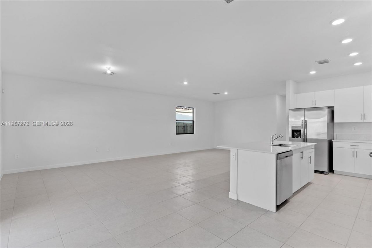 11947 SW 241st Ter, Homestead, FL 33032 Photo